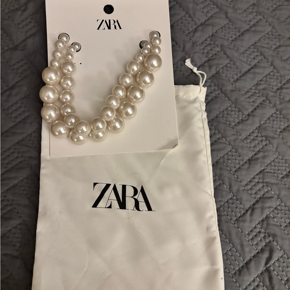 Zara Pearl necklace - Picture 2 of 3